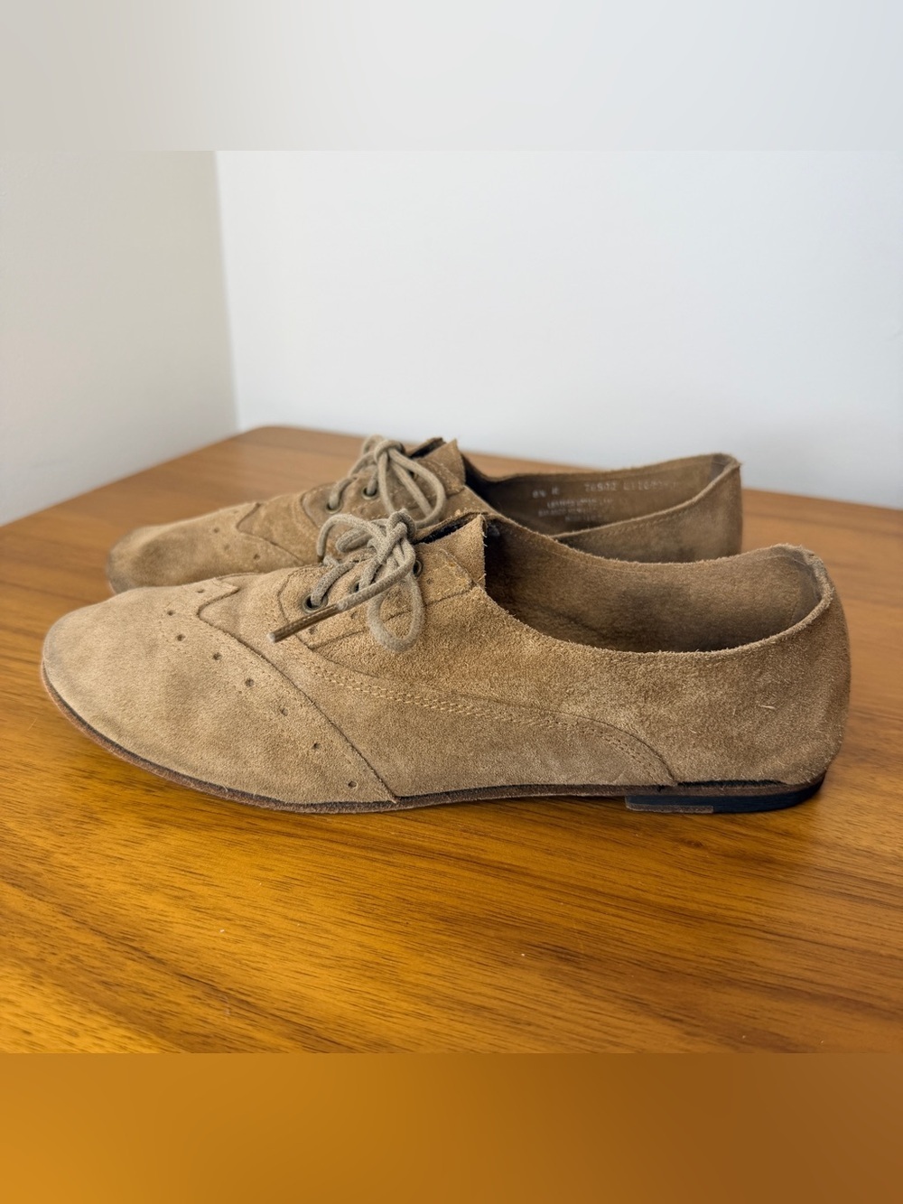 Vintage Shoe Company Tan Suede Aubrey Oxfords Wingtip Lace Up Brogue Flat Shoe